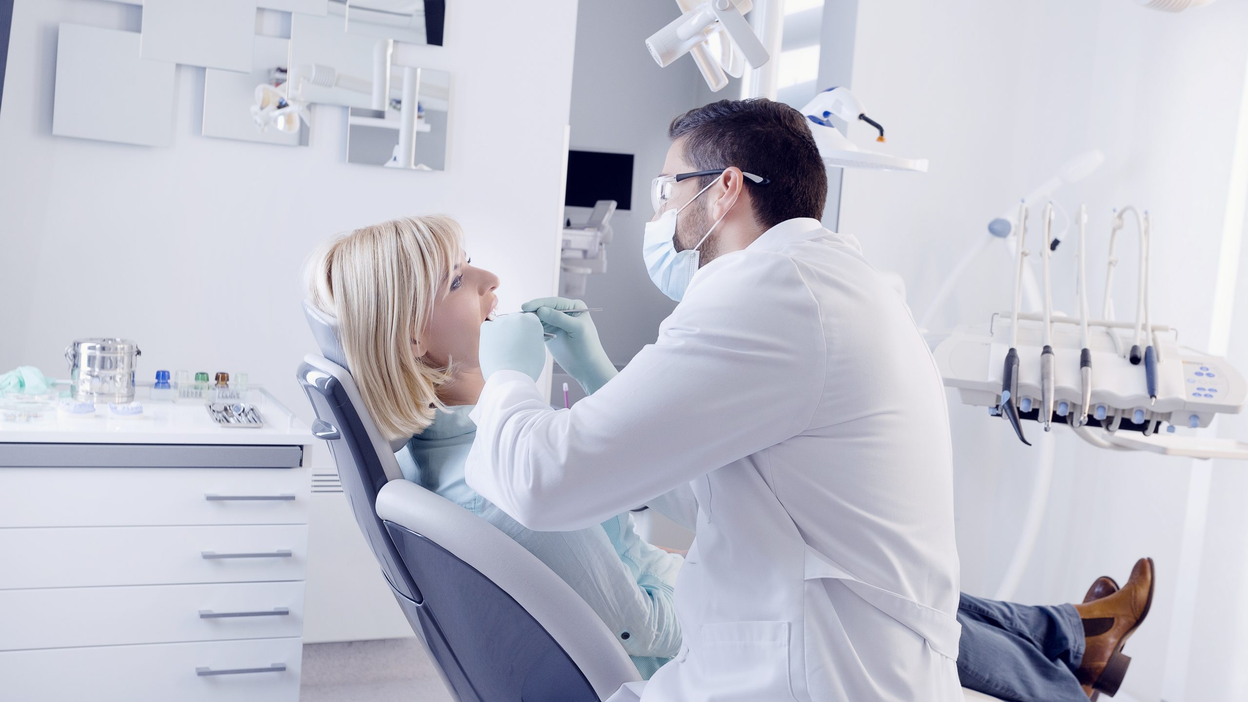 Dentist in Golden Valley, AZ